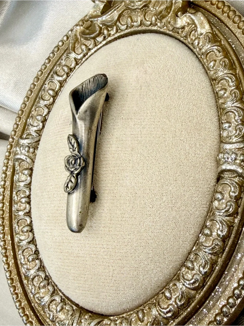 No brand vintage silver